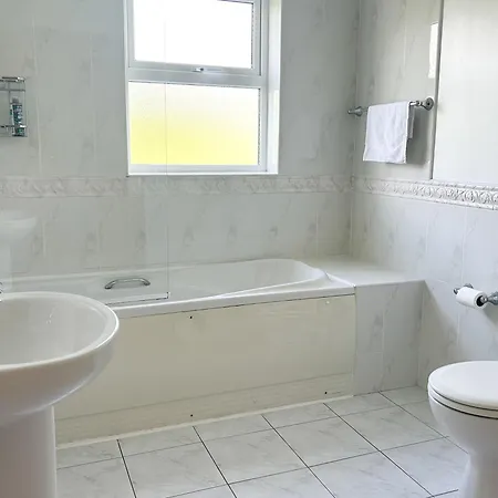 Mist Guest house 3*